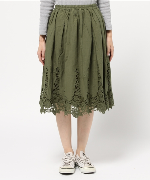 earth music&ecology（アースミュージックアンドエコロジー）の「【2016Summer】ケミカルレース使いスカート（スカート・レディース・ネイビー/カーキ/オフホワイト・FREE）」の4枚目の写真