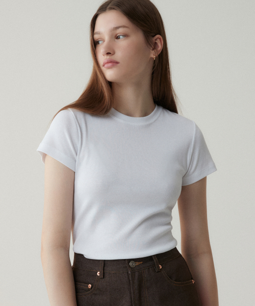 SUARE WOMEN(スアレウーマン)の「(ウィメンズ)エッセンシャルスリムTシャツ - 6カラー(Tシャツ/カットソー・レディース・ホワイト/ブラック/ネイビー/カーキ/ミックスグレー/ブルー・SMALL/MEDIUM)」の8枚目の写真