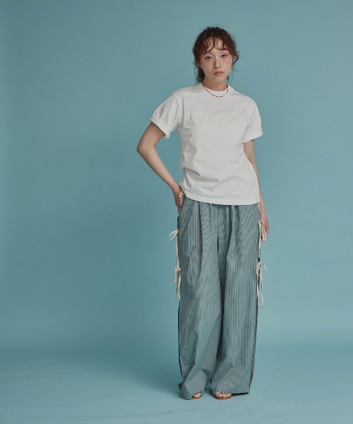 W:Huku(フーク)の「パイル フーク ロゴ シンプル Tシャツ(Tシャツ/カットソー・レディース・オフホワイト/ブラック・FREE)」の6枚目の写真