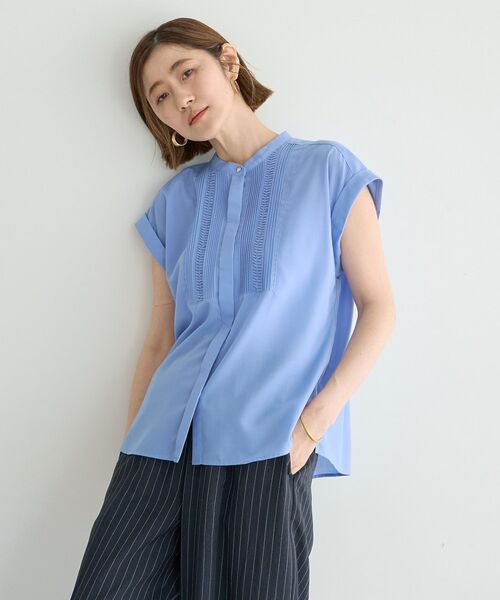 YECCA VECCA(イェッカヴェッカ)の「スモッキングピンタックシャツ(シャツ/ブラウス・レディース・ブルー/オフホワイト/ブラウン・FREE)」の17枚目の写真