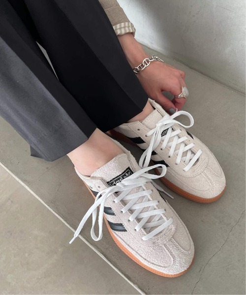 adidas(アディダス)の「adidas/アディダス HANDBALL SPEZIAL W(スニーカー・レディース・ブラウン/ブラック系その他・23cm/24cm/23.5cm/24.5cm/25cm)」の5枚目の写真