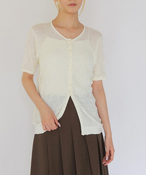 CLEIO(クレイオ)の「【CLEIO】リンクルシアー ボタンカーディガン WRINKLE SHEER BUTTON(Tシャツ/カットソー・レディース・チャコールグレー/ライトグリーン/アイボリー/レッド/ベージュ・FREE)」の2枚目の写真