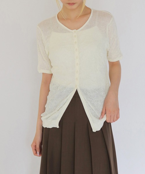 CLEIO(クレイオ)の「【CLEIO】リンクルシアー ボタンカーディガン WRINKLE SHEER BUTTON(Tシャツ/カットソー・レディース・チャコールグレー/ライトグリーン/アイボリー/レッド/ベージュ・FREE)」の6枚目の写真