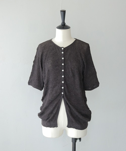 CLEIO(クレイオ)の「【CLEIO】リンクルシアー ボタンカーディガン WRINKLE SHEER BUTTON(Tシャツ/カットソー・レディース・チャコールグレー/ライトグリーン/アイボリー/レッド/ベージュ・FREE)」の16枚目の写真