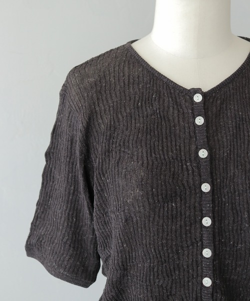 CLEIO(クレイオ)の「【CLEIO】リンクルシアー ボタンカーディガン WRINKLE SHEER BUTTON(Tシャツ/カットソー・レディース・チャコールグレー/ライトグリーン/アイボリー/レッド/ベージュ・FREE)」の17枚目の写真