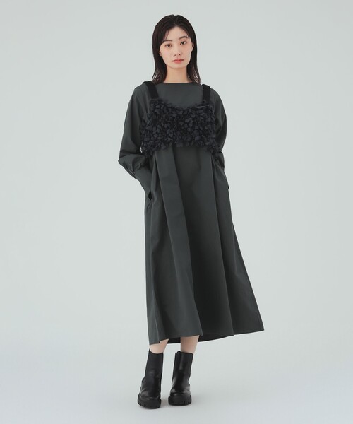 BEAMS HEART(ビームスハート)の「チュール ニット キャミソール × ワンピース(セットアイテム)(ワンピース・レディース・チャコールグレー/ホワイト系その他5/ブラウン系その他・FREE)」の4枚目の写真