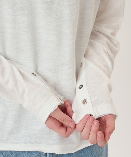 Perushu(ペルーシュ)の「CUTOFF HENLEY SLUB LONG SLEEVE TSHIRT/カットオフヘンリースラブロンT(Tシャツ/カットソー・メンズ・ボルドー/ブラック/グレー/オフホワイト・MEDIUM/LARGE)」の21枚目の写真