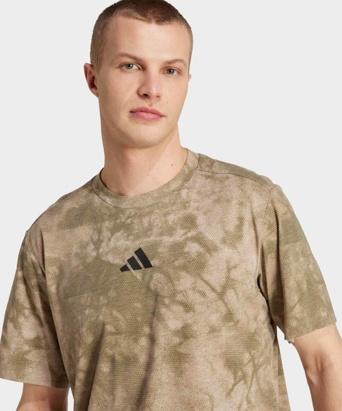 adidas(アディダス)の「パワーグラフィック半袖Tシャツ / アディダス adidas(Tシャツ/カットソー・メンズ・カーキ・3XL/LARGE/MEDIUM/SMALL/X-LARGE/XX-LARGE)」の4枚目の写真