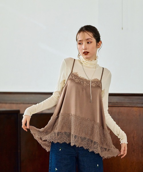 Audie a Muses(オーディアミューズ)の「ライトオールマイティカットソー(Tシャツ/カットソー・レディース・オフホワイト/ブラック/グレー・38/42)」の1枚目の写真
