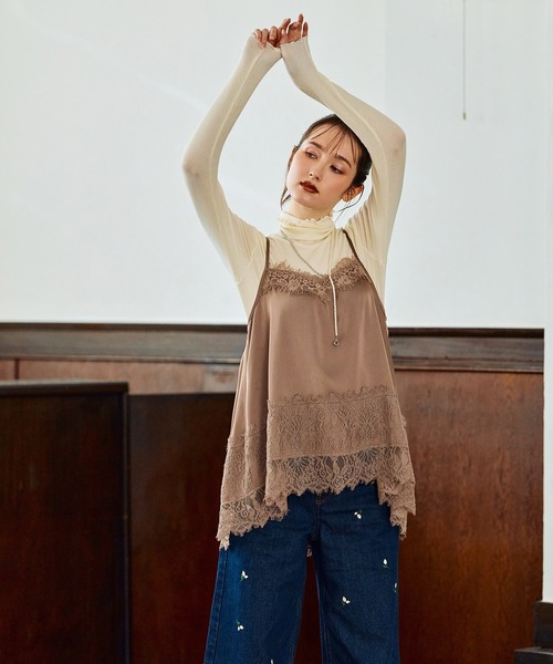 Audie a Muses(オーディアミューズ)の「ライトオールマイティカットソー(Tシャツ/カットソー・レディース・オフホワイト/ブラック/グレー・38/42)」の5枚目の写真