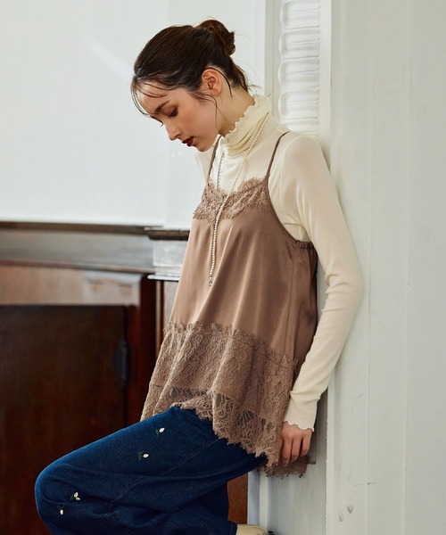 Audie a Muses(オーディアミューズ)の「ライトオールマイティカットソー(Tシャツ/カットソー・レディース・オフホワイト/ブラック/グレー・38/42)」の12枚目の写真