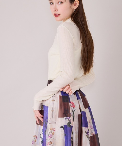 Audie a Muses(オーディアミューズ)の「ライトオールマイティカットソー(Tシャツ/カットソー・レディース・オフホワイト/ブラック/グレー・38/42)」の17枚目の写真