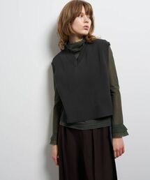 Vネックニットベスト