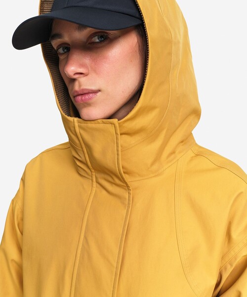 AIGLE(エーグル)の「透湿防水 中綿 トラペーズジャケット WARM(ダウンジャケット/コート・レディース・マスタード・S/M)」の11枚目の写真