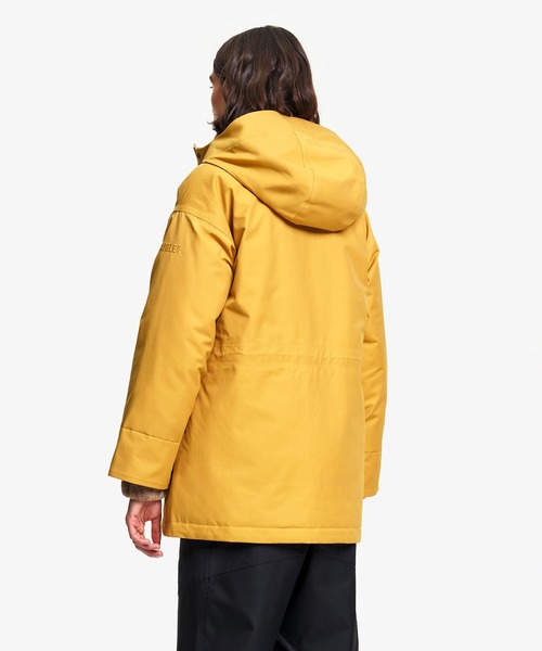 AIGLE(エーグル)の「透湿防水 中綿 トラペーズジャケット WARM(ダウンジャケット/コート・レディース・マスタード・S/M)」の5枚目の写真
