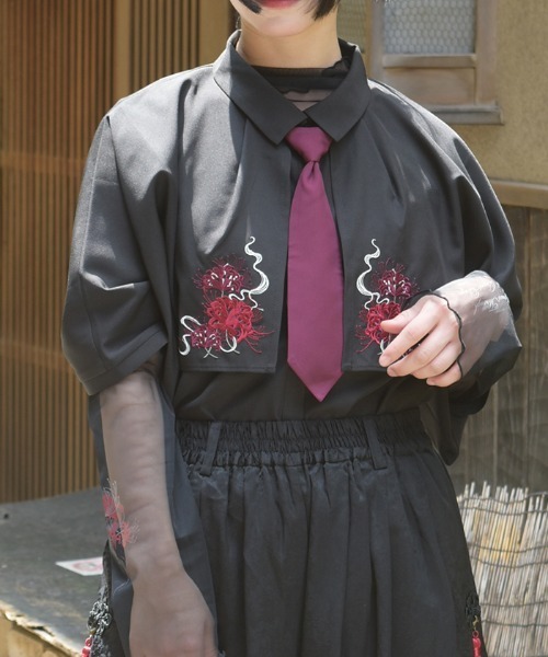 axes femme(アクシーズファム)の「彼岸花刺繍ネクタイBL(シャツ/ブラウス・レディース・ブルー/レッド/ホワイト・FREE)」の11枚目の写真