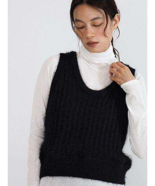 FIKA.(フィーカ)の「Shaggy knit vest(ニット/セーター・レディース・ブラック/オフホワイト・MEDIUM)」の14枚目の写真