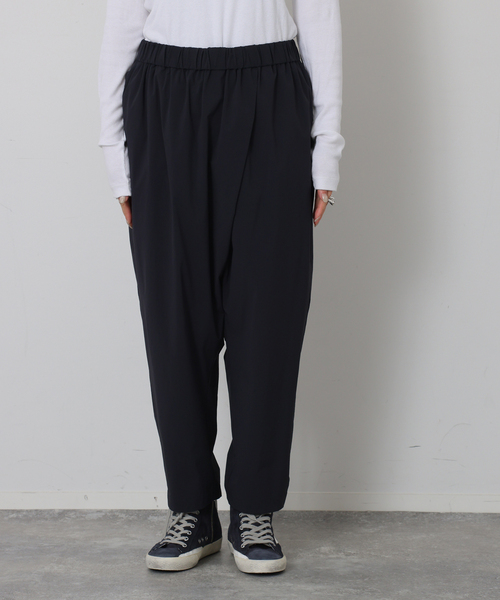 JOURNAL STANDARD LUXE(ジャーナルスタンダード ラックス)の「ドライナイロン クロスオーバーパンツ(その他パンツ・レディース・ブラック・SMALL/MEDIUM)」の11枚目の写真