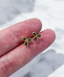 YU-KA:フラワーモチーフミニピアス Flower Motif Mini Earrings