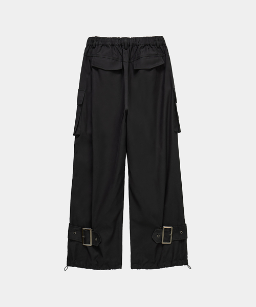 ETRE AU SOMMET(エトレオソメ)の「Panel Multi Pocket Cargo Pants (Black)(その他パンツ・レディース・ブラック・FREE)」の6枚目の写真