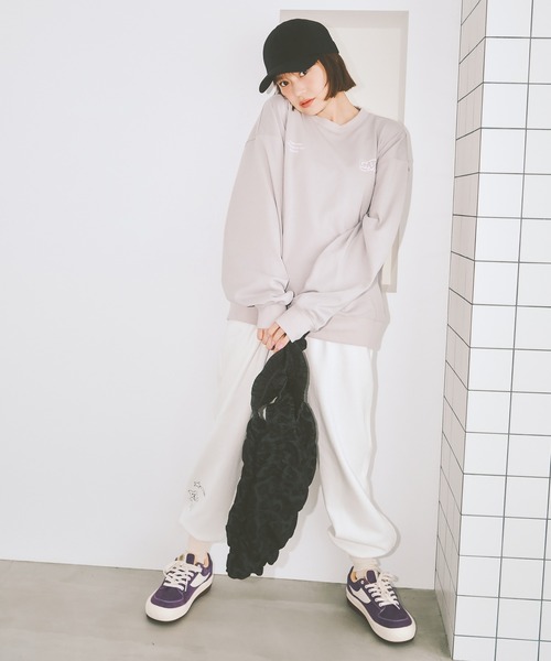 Casselini(キャセリーニ)の「【Casselini】COLORME別注スクエアギャザートート(野崎智子着用)(トートバッグ・レディース・ブラック/ピンク・FREE)」の4枚目の写真