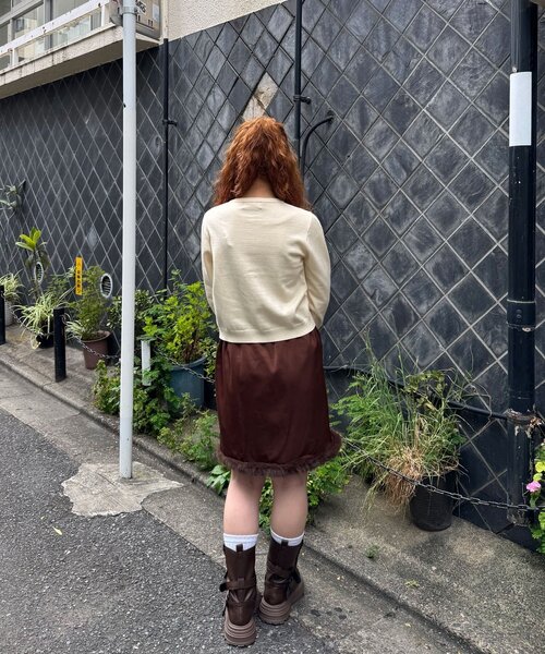 CIAOPANIC(チャオパニック)の「裾ファーサテンミドルスカート(スカート・レディース・イエロー/グレー/ブラウン・ONE SIZE)」の22枚目の写真