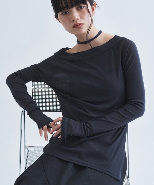 CODE A（コードエー）の「tie neck boat top（Tシャツ/カットソー・レディース・アイボリー/ブラック系2/チャコールグレー・00）」の3枚目の写真