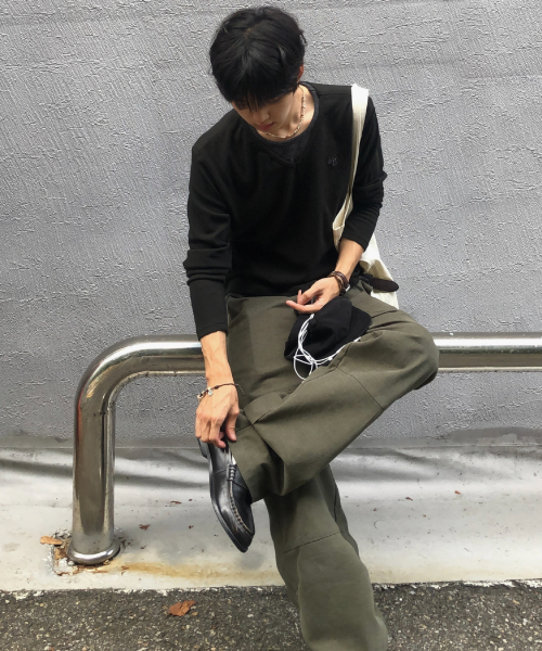 GRUNDEN（グルンデン）の「[GRUNDEN X セジン] ウォッシュドワイドチノパンツ (オリーブ)_GCCUWPT01OL（その他パンツ・レディース・その他・1/2/3）」の4枚目の写真