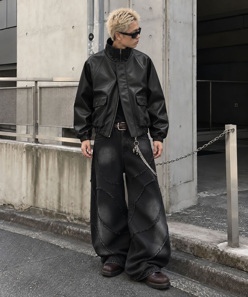 SPINNS(スピンズ)の「短丈合皮A-2ダブルジップスタンドカラージャケット/ユニセックス(スタジャン・メンズ・チャコール/ブラック/ブラウン・ONESIZE)」の21枚目の写真