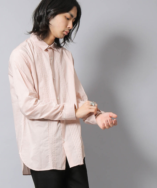 AMERICAN RAG CIE（アメリカンラグシー）の「AMERICAN RAG CIE ローンピンタックシャツ / 107-GTR-M161-SH051（シャツ/ブラウス・メンズ・ネイビー/ライトピンク・1/2）」の2枚目の写真