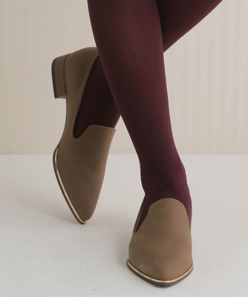 Noubel Voug Relax(ヌーベルヴォーグリラックス)の「Noubel Voug Relax(ヌーベル ヴォーグ リラックス)/ゴールドラインパンプス(パンプス・レディース・ボルドー/ベージュ系その他/キャメル/ダークブラウン/ブラック・L/LL/M/S)」の1枚目の写真
