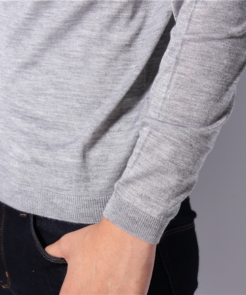 BRILLA per il gusto（ブリッラペルイルグースト）の「VERTO / カシミア×シルク タートルネック（ニット/セーター・メンズ・ライトグレー/ブラック/ブラウン系その他/ブラウン/レッド/ネイビー・42/44/46/48/50/52）」の10枚目の写真