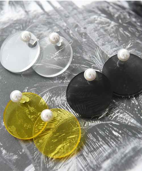 Luz Llena（ラズレナ）の「カラープレート・アクリルピアス（ピアス（両耳用）・レディース・ブラック/イエロー/クリア・ﾌﾘ-）」の3枚目の写真