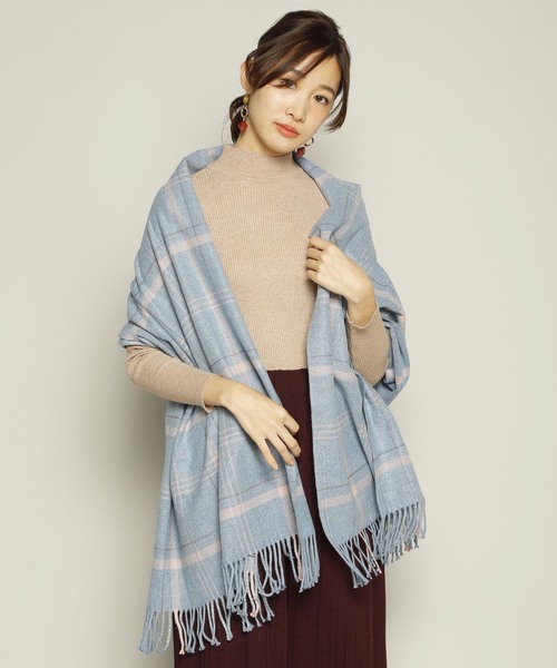 PLAIN CLOTHING（プレーンクロージング）の「オーバーチェック大判ストール【PLAIN CLOTHING】（ストール/ショール・レディース・ピンク/グレー/ベージュ/ネイビー/ブルー・FREE）」の5枚目の写真