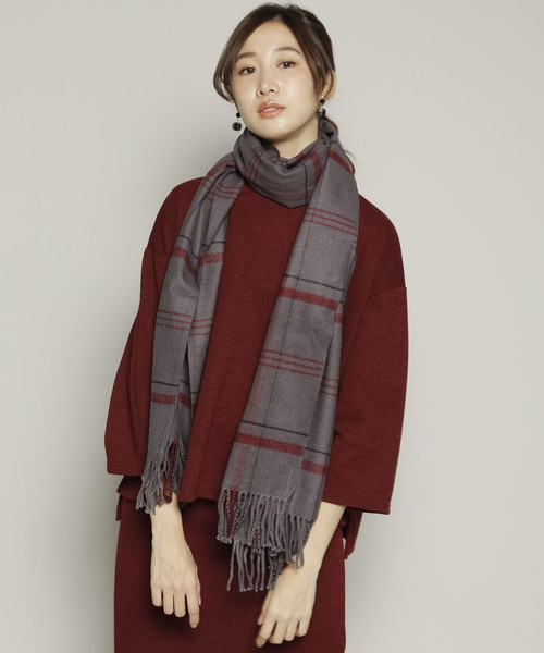 PLAIN CLOTHING（プレーンクロージング）の「オーバーチェック大判ストール【PLAIN CLOTHING】（ストール/ショール・レディース・ピンク/グレー/ベージュ/ネイビー/ブルー・FREE）」の14枚目の写真