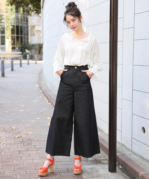 LOWRYS FARM（ローリーズファーム）の「ＣＯＮＥ＊バギー　778796 （デニムパンツ・レディース・ブルー/ワンウォッシュ・LARGE/MEDIUM）」の12枚目の写真