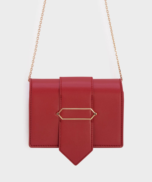 CHARLES & KEITH（チャールズ & キース）の「オーバーサイズドヘキサゴンディテールクラッチ / OVERSIZED HEXAGON DETAIL CLUTCH（クラッチバッグ・レディース・レッド/マルチ・S）」の2枚目の写真