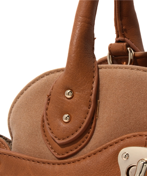 Soareak（ソアリーク）の「【CASSELINI】コンビポケットボストン（ボストンバッグ・レディース・アイボリー/ブルー/キャメル・FREE）」の6枚目の写真