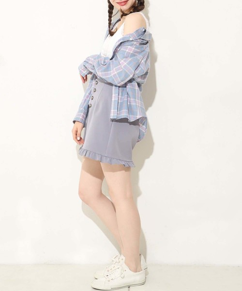 one after another NICE CLAUP（ワンアフターアナザーナイスクラップ）の「フリルOTONAショートパンツ（その他パンツ・レディース・ブラック/ブルーグレー/ライトベージュ/ブルー・FREE）」の20枚目の写真