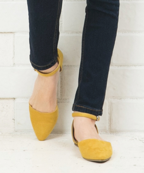 KOBE LETTUCE（コウベレタス）の「アンクルストラップサイドカットフラットパンプス（パンプス・レディース・その他1/ブラック/ベージュ/イエロー/ピンク/ブルー/グレー/レッド/グリーン・LL/S/M/L）」の7枚目の写真