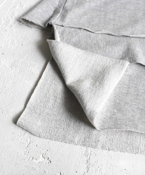 antiqua（アンティカ）の「裏毛変形トップス（スウェット・レディース・ネイビー/グレー・M/L）」の7枚目の写真