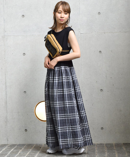 w closet(ダブルクローゼット)の「DICKIES×wcloset ウエストポーチ(ボディバッグ/ウエストポーチ・レディース・ブラック/レッド/イエロー・FREE)」の19枚目の写真