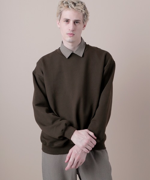 GILDAN（ギルダン）の「ギルダン USA ビッグシルエット ロングスリーブプルオーバークルースウェット(裏起毛)（スウェット・メンズ・ホワイト/ブラック/グレー/ネイビー/オレンジ/ゴールド/パープル/チャコール/マルーン/サンドベージュ/ブラウン系その他/グリーン系その他/グリーン系その他2/インディゴブルー・L/XL/M）」の6枚目の写真