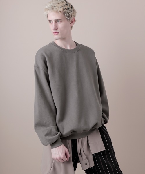 GILDAN（ギルダン）の「ギルダン USA ビッグシルエット ロングスリーブプルオーバークルースウェット(裏起毛)（スウェット・メンズ・ホワイト/ブラック/グレー/ネイビー/オレンジ/ゴールド/パープル/チャコール/マルーン/サンドベージュ/ブラウン系その他/グリーン系その他/グリーン系その他2/インディゴブルー・L/XL/M）」の5枚目の写真