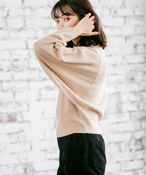 A part by（アパートバイ）の「12GWカシミヤドルマンPO 816917（ニット/セーター・レディース・ブラック/ベージュ/グレー/アイボリー・FREE）」の12枚目の写真