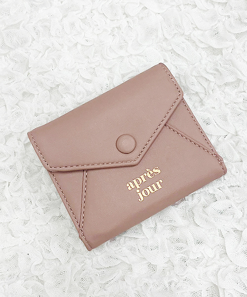 apres jour（アプレジュール）の「apres jourウォレット【ZOZOTOWN限定アイテム】（財布・レディース・ブラック/スモークピンク/ライトグリーン/アイボリー/ボルドー・ONE SIZE）」の5枚目の写真