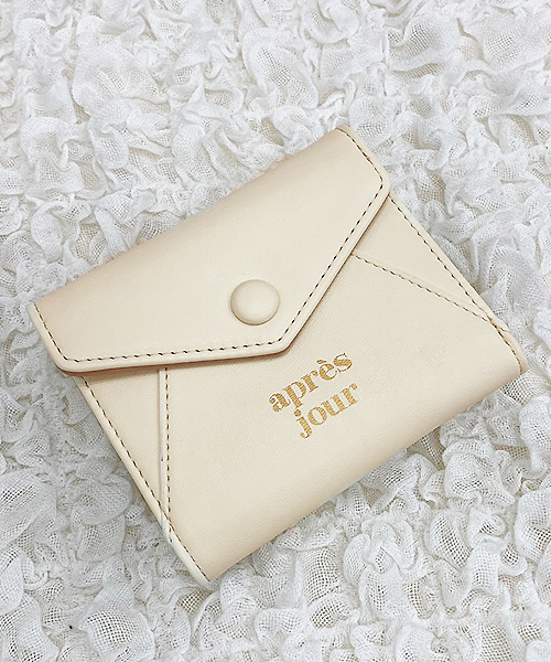 apres jour（アプレジュール）の「apres jourウォレット【ZOZOTOWN限定アイテム】（財布・レディース・ブラック/スモークピンク/ライトグリーン/アイボリー/ボルドー・ONE SIZE）」の2枚目の写真