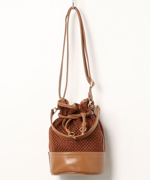 DouDou（ドゥドゥ）の「カゴ巾着BAG（ショルダーバッグ・レディース・ベージュ/キャメル・FREE）」の2枚目の写真