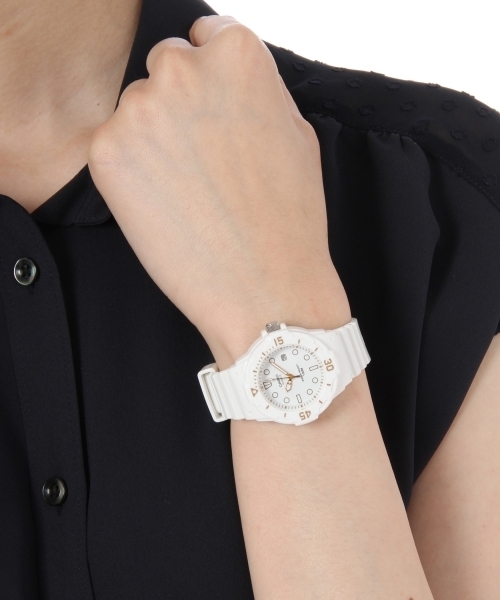 BEAUTY&YOUTH UNITED ARROWS（ビューティーアンドユースユナイテッドアローズ）の「BYBC CASIO DIVERS ウォッチ◆（アナログ腕時計・レディース・ホワイト/ブラック/その他1・フリー）」の4枚目の写真