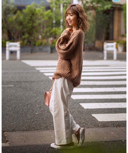GeeRA(ジーラ)の「ケーブルVネックチュニック(ニット/セーター・レディース・モカ/ラベンダー/アイボリー・MEDIUM/LARGE/X-LARGE)」の8枚目の写真